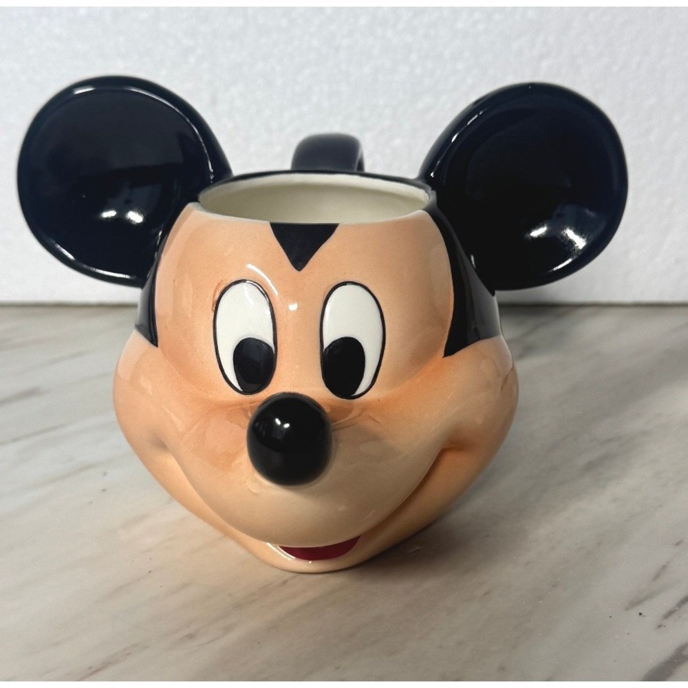 Vintage Disney Mickey Mouse 3D Sculpted Ceramic Mug Applause 33567 Black Tan